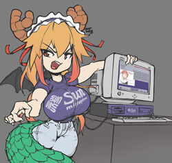  2022 animal_humanoid antlers awr_hey big_breasts blonde_hair bottomwear breasts clothed clothing computer computer_monitor computer_screen crt denim denim_bottomwear denim_clothing digital_media_(artwork) dragon dragon_humanoid electronics female green_tail hair hi_res horn huge_breasts humanoid jeans long_hair long_twintails looking_at_viewer maid_headdress miss_kobayashi&#039;s_dragon_maid mythological_creature mythological_scalie mythology open_mouth orange_eyes pants retro_computer scales scalie scaly_tail shirt simple_background solo sun_microsystems tail text text_on_clothing text_on_shirt text_on_topwear thick_tail tohru_(dragon_maid) topwear wings 