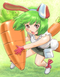  animal_ears brown_hair carrot commentary_request cosplay female getsumento_heiki_miina gloves green_hair macross macross_frontier pencil_skirt rabbit_ears ranka_lee short_hair skirt solo tsukishiro_mina tsukishiro_mina_(cosplay) ueyama_michirou 