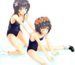  2girls assisted_stretching black_hair blue_eyes brown_eyes commentary_request green_eyes head_wreath long_hair multiple_girls one-piece_swimsuit saten_ruiko school_swimsuit shoes short_hair socks stretching swimsuit toaru_kagaku_no_railgun toaru_majutsu_no_index uiharu_kazari weeeeen 