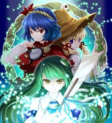  3girls bare_shoulders blonde_hair blue_eyes commentary_request detached_sleeves frog frog_hair_ornament green_eyes green_hair hair_ornament hat holding kochiya_sanae long_hair moriya_suwako multiple_girls purple_eyes red_eyes smile socha star_(symbol) touhou yasaka_kanako 