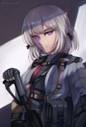  caiman_pool commentary_request female girls&#039;_frontline gloves gun highres jacket light_machine_gun looking_at_viewer military military_jacket military_uniform purple_eyes rifle rpk-16 rpk-16_(girls&#039;_frontline) shadow short_hair simple_background smile solo uniform upper_body weapon white_hair 