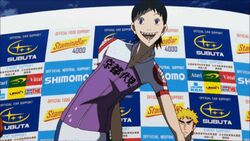  akira_midousuji animated animated black_eyes black_hair character_request creepy lowres male_focus midousuji_akira yowamushi_pedal 