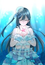  black_hair blue!_(love_live!) closed_eyes closed_mouth collarbone commentary_request earrings facing_viewer female hair_between_eyes highres holding hoshi_to_nishi jewelry love_live! love_live!_nijigasaki_high_school_idol_club midriff one_side_up solo starfish underwater upper_body yuki_setsuna_(love_live!) 