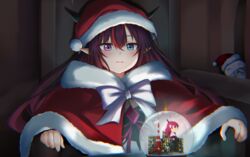  absurdres alternate_costume blue_eyes blush bow capelet chromatic_aberration female frown fur_trim hat heterochromia highres hololive hololive_english irys_(hololive) jan_azure long_hair looking_down meme pointy_ears pondering_my_orb_(meme) purple_eyes red_capelet red_hat santa_hat sitting snow_globe solo tolkien&#039;s_legendarium very_long_hair virtual_youtuber white_bow 