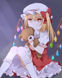  blonde_hair bow closed_mouth convenient_leg crystal expressionless feet_out_of_frame female flandre_scarlet frilled_shirt_collar frills hair_between_eyes hairbow hat highres holding holding_stuffed_toy kneehighs knees_together_feet_apart light_blush light_particles light_rays medium_hair mob_cap namori_(style) one_side_up petticoat puffy_short_sleeves puffy_sleeves red_bow red_eyes red_skirt red_vest sasaki_sakiko short_sleeves sitting skirt socks solo stuffed_animal stuffed_toy teddy_bear touhou vest white_hat white_socks wings 