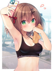  arm_up armpits bad_id bad_pixiv_id bare_arms bare_shoulders black_sports_bra blurry blurry_background blush bow breasts brown_hair cellphone cleavage closed_mouth clothes_writing collarbone commentary_request depth_of_field female flying_sweatdrops green_eyes hair_between_eyes hair_ornament hairbow hairclip hand_up highres holding holding_phone holding_towel izumiyuhina looking_at_viewer medium_breasts nail_polish original phone pink_nails red_bow romaji_text selfie solo sports_bra towel twitter_username two_side_up upper_body x_hair_ornament 