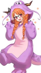  animal_costume bad_id bad_pixiv_id blonde_hair blunt_bangs blush braid claw_pose dragon_costume dragon_girl dragon_horns female full_body glasses hair_tie highres hololive horns kiki-yu kiryu_coco kiryu_coco_(dragon_onesie) long_hair looking_at_viewer multicolored_hair oerba_yun_fang official_alternate_costume onesie open_mouth red_eyes sidelocks simple_background solo standing standing_on_one_leg star_(symbol) streaked_hair twin_braids v-shaped_eyebrows virtual_youtuber white_background 