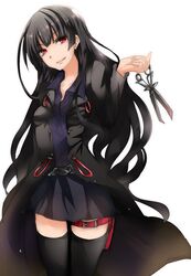  bad_id bad_pixiv_id black_hair black_thighhighs coat female highres hime_cut inu_to_hasami_wa_tsukaiyou kjula long_hair looking_at_viewer natsuno_kirihime red_eyes scissors smile solo thigh_strap thighhighs zettai_ryouiki 