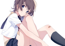  bandaid bandaid_on_knee black_legwear blue_eyes blush brown_hair closed_mouth copyright_request female head_tilt kneehighs looking_at_viewer multicolored_skirt neckerchief pleated_skirt sailor_collar school_uniform serafuku shirt short_hair short_sleeves simple_background sitting skirt smile solo tareme umiko_(munemiu) white_background white_shirt 