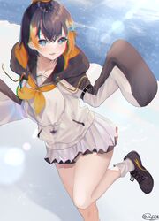  absurdres animal_hood black_hoodie blue_eyes brown_hair female fish_hair_ornament hair_ornament highres hood hoodie leg_up looking_at_viewer multicolored_hair nijisanji nijisanji_en orange_hair penguin_hood petra_gurin petra_gurin_(1st_costume) sailor_collar shiina_aoi shoes short_hair signature sleeves_past_fingers sleeves_past_wrists smile sneakers solo streaked_hair two-tone_hoodie virtual_youtuber white_hoodie 