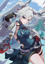  absurdres animal_ear_fluff animal_ears belt blue_eyes breasts brooch enomura_aoumi feixiao_(honkai:_star_rail) female fingerless_gloves forehead_jewel fox_ears fox_girl gloves highres holding honkai:_star_rail honkai_(series) jewelry looking_at_viewer ponytail shirt single_fingerless_glove sky smile solo white_hair 