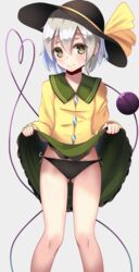  absurdres black_hat black_panties clothes_lift commentary female gradient_background green_eyes green_skirt grey_background hair_between_eyes hat heart heart_of_string highres komeiji_koishi lifting_own_clothes long_sleeves looking_at_viewer mantou_xiang panties ribbon shirt short_hair side-tie_panties skirt skirt_lift smile solo standing third_eye touhou underwear wide_sleeves 