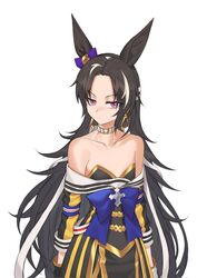  animal_ears bare_shoulders belt_collar black_hair bow collar collarbone commentary ear_bow female forehead fukuro_(maruaru00) genderswap_(mtf) gold_trim hair_intakes headgear highres horse_ears horse_girl long_hair looking_at_viewer multicolored_hair off_shoulder original personification purple_eyes rule_63 sideways_glance simple_background solo stay_gold_(racehorse) tsurime two-tone_hair umamusume very_long_hair white_background white_collar white_hair 