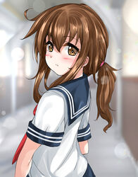  alternate_hairstyle alternate_sleeve_length blue_sailor_collar blurry brown_eyes brown_hair commentary_request depth_of_field female from_behind inazuma_(kancolle) kantai_collection long_hair looking_at_viewer looking_back low_ponytail nukoyarou photoshop_(medium) ponytail pout sailor_collar school_uniform serafuku shirt short_sleeves solo white_shirt 