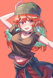  absurdres alternate_costume aqua_hair arm_up beanie black_choker black_shirt choker clothes_around_waist commentary cowboy_shot earrings feather_earrings feathers female hand_on_own_head hat highres hololive hololive_english jewelry kiwwwwwi light_blush long_hair multicolored_hair navel open_mouth orange_background orange_hair pink_eyes red_skirt shirt short_sleeves simple_background skirt solo symbol-only_commentary takanashi_kiara two-tone_hair virtual_youtuber 