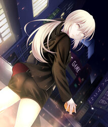  artoria_pendragon_(fate) ass black_jacket black_ribbon black_shirt black_shorts blonde_hair commentary_request cowboy_shot dutch_angle fate/hollow_ataraxia fate_(series) female food from_behind hair_between_eyes hair_ribbon holding holding_food jacket koko_(koko3) long_hair looking_at_viewer looking_back night official_alternate_costume outdoors ponytail ribbon saber_alter saber_alter_(ver._shinjuku_1999)_(fate) shirt short_shorts shorts solo standing yellow_eyes 