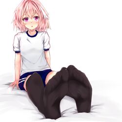  1boy :o androgynous arm_support astolfo_(fate) bed bed_sheet black_thighhighs blue_shorts commentary_request fate/apocrypha fate/grand_order fate_(series) feet full_body gym_uniform hair_intakes looking_at_viewer male_focus multicolored_hair no_shoes otoko_no_ko pink_hair purple_eyes shirt short_sleeves shorts sitting solo streaked_hair tarosu thighhighs thighs white_background white_shirt 