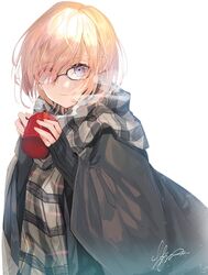  alternate_hair_color black-framed_eyewear black_sweater blanket blonde_hair blush brown_scarf closed_mouth coffee_mug commentary_request cup fate/grand_order fate_(series) female glasses hair_over_one_eye hands_up highres holding holding_cup long_sleeves looking_at_viewer mash_kyrielight mash_kyrielight_(chaldea_teatime) mug nishikiya official_alternate_costume plaid plaid_scarf purple_eyes ribbed_sweater scarf short_hair sidelocks signature simple_background sleeves_past_wrists smile solo steam sweater upper_body white_background 