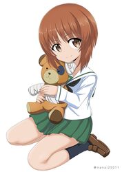  black_neckerchief black_socks blouse boko_(girls_und_panzer) brown_eyes brown_hair closed_mouth commentary female full_body girls_und_panzer green_skirt holding holding_stuffed_toy loafers long_sleeves looking_at_viewer miniskirt neckerchief nishizumi_miho one-hour_drawing_challenge ooarai_school_uniform pleated_skirt school_uniform serafuku shibagami shirt shoes short_hair simple_background sitting skirt smile socks solo stuffed_animal stuffed_toy teddy_bear twitter_username wariza white_background white_shirt 