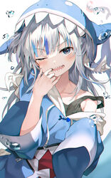  animal_hood bare_shoulders black_shirt blue_eyes blue_hoodie female finger_in_own_mouth gawr_gura gawr_gura_(1st_costume) grey_hair hololive hololive_english hood hoodie huwari_(dnwls3010) long_hair long_sleeves looking_at_viewer multicolored_hair off_shoulder one_eye_closed open_mouth shark_hood sharp_teeth shirt solo strap_slip streaked_hair teeth undershirt upper_body virtual_youtuber wide_sleeves 