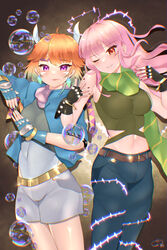  2girls absurdres battle_tendency caesar_anthonio_zeppeli caesar_anthonio_zeppeli_(cosplay) commentary_request cosplay couple earrings facial_mark feather_earrings feather_hair_ornament feathers fingerless_gloves gloves gradient_hair hair_ornament headband highres hololive hololive_english jewelry jojo_no_kimyou_na_bouken joseph_joestar joseph_joestar_(young) joseph_joestar_(young)_(cosplay) long_hair maka_aratame mori_calliope multicolored_hair multiple_girls one_eye_closed orange_hair pink_hair scarf soap_bubbles takanashi_kiara triangle_print virtual_youtuber winged_hair_ornament yuri 