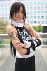  bleach cosplay highres photo shihouin_yoruichi tooru tooru_(cosplayer) 