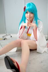  blue_hair cosplay dororon_enma-kun feet highres japanese_clothes kimono namada photo yukata yukiko_hime 