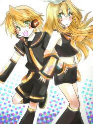  ada_vessalius blonde_hair blonde_hair cosplay green_eyes kagamine_len_(cosplay) kagamine_rin_(cosplay) oz_vessalius pandora_hearts parody vocaloid 