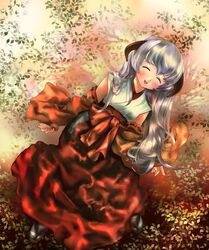  blush bow closed_eyes commentary detached_sleeves female hairbow hakama hakama_skirt hanyuu happy higurashi_no_naku_koro_ni horns japanese_clothes leaf light_purple_hair long_hair lying open_mouth red_hakama sandals skirt smile solo wide_sleeves yasuhito_(yasu_no_e) 