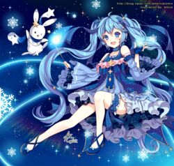  amick_(americanomix) artist_name bad_id bad_pixiv_id blue_dress blue_eyes blue_hair constellation constellation_print detached_sleeves diffraction_spikes dress female fingerless_gloves full_body gloves hair_ornament hairclip hatsune_miku lens_flare long_hair looking_at_viewer one_eye_closed open_mouth rabbit rabbit_yukine sky snowflakes space star_(sky) star_(symbol) starry_sky twintails very_long_hair vocaloid wand yuki_miku yuki_miku_(2017) 