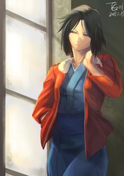  black_hair blue_kimono brown_eyes commentary_request female fur_collar highres jacket japanese_clothes kara_no_kyoukai kimono red_jacket ryougi_shiki solo tg01 