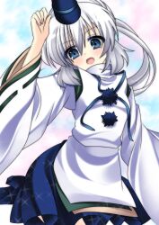  blue_eyes commentary_request female grey_hair hat highres japanese_clothes mononobe_no_futo open_mouth ponytail ribbon skirt smile solo suzuki_nene tate_eboshi touhou white_hair 