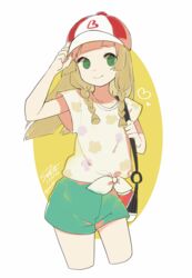  bag baseball_cap blonde_hair braid commentary_request cosplay cropped_legs female green_eyes green_shorts hand_on_headwear handbag hat highres lillie_(pokemon) long_hair pokemon pokemon_sm selene_(pokemon) selene_(pokemon)_(cosplay) shirt short_sleeves shorts smile solo tied_shirt tkg_(4_nm) twin_braids 