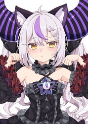  absurdres ahoge animal_ear_fluff animal_ears bare_shoulders black_dress black_nails black_sleeves blush bow braid braided_bangs brooch cat_ears choker commentary_request cosplay criss-cross_halter demon_girl demon_horns detached_sleeves dress dress_bow female frilled_choker frilled_ribbon frills gothic_lolita hair_between_eyes halter_dress halterneck highres hololive horns jewelry kyabetsu_ningen la+_darknesss lolita_fashion long_hair looking_at_viewer multicolored_hair murasaki_shion murasaki_shion_(cosplay) murasaki_shion_(gothic_lolita) open_mouth pointy_ears purple_hair purple_horns ribbon solo star_brooch streaked_hair striped_horns twintails very_long_hair virtual_youtuber white_background yellow_eyes 