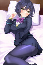  absurdres blazer blue_hair female highres jacket kurosawa_shouichi lying mole mole_under_eye nijisanji on_back on_bed pantyhose pillow pleated_skirt school_uniform shizuka_rin shizuka_rin_(1st_costume) short_hair skirt smile solo virtual_youtuber yellow_eyes 