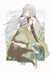  ass black_thighhighs breasts closed_mouth detached_sleeves earrings female from_behind full_body gensou_suikoden gensou_suikoden_tierkreis grey_eyes grey_hair highres jewelry korunosabu long_hair looking_at_viewer looking_back low_twintails marica_(suikoden_tierkreis) medium_breasts robe sash smile solo thighhighs twintails very_long_hair white_hair 