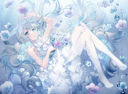  a20_(atsumaru) air_bubble aitsuki_nakuru arm_up blue_eyes blue_hair bouquet bow bowtie bubble dress female flower full_body grey_hair high_heels highres holding holding_bouquet la_priere long_hair multicolored_hair parted_lips sleeveless sleeveless_dress solo submerged two-tone_hair utaite very_long_hair white_bow white_bowtie white_dress white_flower white_footwear 