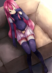  bad_id bad_pixiv_id battery_aida_ni_misu_ga_deta belt couch covered_navel elbow_gloves female frilled_skirt frills gloves long_hair maribel_(sennen_sensou_aigis) one_eye_closed pink_eyes pink_hair sennen_sensou_aigis sitting skirt solo thighhighs very_long_hair zettai_ryouiki 