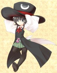  1other androgynous anmita_(rarutos) bad_id bad_link bad_twitter_id black_hair cosplay detached_sleeves enraku_tsubakura enraku_tsubakura_(cosplay) evanescent_existence grey_eyes hat large_hat len&#039;en no_shoes other_focus pantyhose red_ribbon ribbon senri_tsurubami short_hair shorts smile solo source_request tabi top_hat 