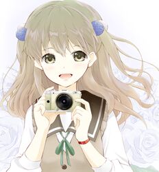  :d blush brown_eyes buttons camera cardigan_vest commentary_request eyelashes female fingernails floating_hair floral_background flower green_ribbons hair_bobbles hair_ornament holding holding_camera light_brown_hair lips long_hair long_sleeves looking_at_viewer mitani_kanae multicolored_background neck_ribbon open_mouth pentax ribbon rose ryou.r sailor_collar school_uniform shiny_skin shirt sleeveless smile solo sweater_vest tamayura tareme two_side_up upper_body white_background white_flower white_shirt wind wristband 