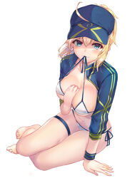  ahoge artoria_pendragon_(all) baseball_cap between_breasts bikini bikini_in_mouth blonde_hair blue_eyes blue_headwear blush breasts cleavage collarbone fate/grand_order fate_(series) female hair_between_eyes hair_through_headwear hand_between_breasts hat highres large_breasts long_hair looking_at_viewer mysterious_heroine_xx_(foreigner) navel ponytail shrug_(clothing) side-tie_bikini simple_background sitting solo suigetsu_(hjs1106) swimsuit thigh_strap untied untied_bikini white_background white_bikini yokozuwari 