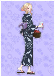  absurdres barefoot black_kimono blonde_hair commentary female firework_background floral_print food hair_bun highres japanese_clothes kimono kitagawa_marin multicolored_hair nishihara_erika official_art outline piercing pink_eyes pink_hair purple_background sandals shaved_ice single_hair_bun sono_bisque_doll_wa_koi_wo_suru toeless_footwear tongue tongue_out tongue_piercing white_outline 