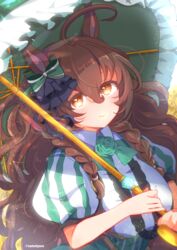  ahoge animal_ears birthday blush bow braid brown_eyes brown_hair commentary female from_above green_bow hair_between_eyes highres holding holding_umbrella horse_ears horse_girl long_hair looking_at_viewer mejiro_bright_(umamusume) namatyoco puffy_short_sleeves puffy_sleeves short_sleeves smile solo striped striped_bow twin_braids twitter_username umamusume umbrella wavy_hair white_bow 