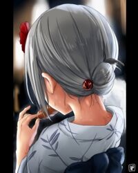  alternate_costume alternate_hairstyle aoi_tiduru blurry blurry_background commentary_request duplicate eating facing_away female flower food from_behind grey_hair hair_bobbles hair_bun hair_flower hair_focus hair_ornament hamakaze_(kancolle) hibiscus highres holding holding_food ikayaki japanese_clothes kantai_collection kimono long_hair nape neck_focus pillarboxed pixel-perfect_duplicate short_hair single_hair_bun solo squid summer_festival sweat upper_body yukata 