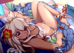  ankle_ribbon barefoot beach bikini blanket commentary_request cooler dark-skinned_female dark_skin dragon female flower granblue_fantasy hair_flower hair_ornament leg_ribbon looking_at_viewer looking_back official_alternate_costume psychopath_idiot red_eyes ribbon solo sweat swimsuit white_hair zooey_(granblue_fantasy) zooey_(summer)_(granblue_fantasy) 