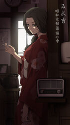  backlighting brown_eyes calendar_(object) character_name check_commentary cigarette clock closed_mouth commentary_request copyright_name female floral_print from_side highres holding holding_cigarette indoors instrument japanese_clothes kimono koto_(instrument) laofuzi_dai_bansho long_hair looking_to_the_side miyokichi_(rakugo) obi photo_(object) picture_frame print_kimono radio red_kimono sash shouwa_genroku_rakugo_shinjuu smoke solo standing teapot wall_clock window 