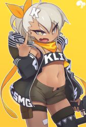  asymmetrical_bangs bandage_on_thigh bandana bandana_around_neck bandeau black_bandeau black_jacket black_panties black_sleeves black_thighhighs brown_shorts commentary cowboy_shot dark-skinned_female dark_skin detached_sleeves deviantart_username english_commentary female fingernails girls&#039;_frontline grey_eyes grey_hair gun hair_between_eyes hair_ornament hair_ribbon holding holding_gun holding_weapon jacket klin_(girls&#039;_frontline) krokobyaka letter_hair_ornament long_hair looking_at_viewer middle_finger navel oerba_yun_fang open_clothes open_jacket open_mouth open_shorts panties panty_peek ponytail pouch pp-91_kedr ribbon see-through see-through_jacket short_shorts shorts simple_background single_thighhigh skin_fang sleeveless sleeveless_jacket solo stomach submachine_gun thigh_pouch thighhighs trigger_discipline tsurime underwear v-shaped_eyebrows weapon yellow_background yellow_bandana yellow_ribbon zipper 