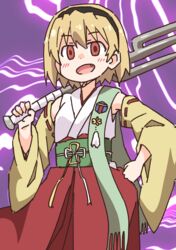  :d black_hairband blonde_hair blush commentary_request detached_sleeves female hair_between_eyes hairband hakama hakama_skirt hand_on_own_hip higurashi_no_naku_koro_ni holding houjou_satoko japanese_clothes kimono long_sleeves looking_at_viewer nekotoufu obi obijime oerba_yun_fang onigari-no-ryuuou purple_background red_eyes red_hakama sash skirt sleeveless sleeveless_kimono smile solo white_kimono wide_sleeves yellow_sleeves 