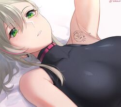  arm_up armpits asymmetrical_bangs bare_shoulders choker dobure18 female green_eyes grey_hair hair_between_eyes highres miyu_ottavia miyu_ottavia_(2nd_costume) mole mole_on_armpit multicolored_hair nijisanji nijisanji_id official_alternate_costume pink_choker pink_hair solo streaked_hair tattoo virtual_youtuber 