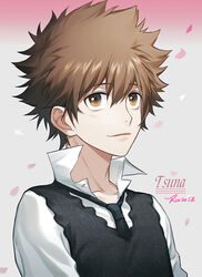  1boy black_necktie black_vest brown_eyes brown_hair character_name closed_mouth collared_shirt commentary_request grey_background katekyo_hitman_reborn! looking_up male_focus multicolored_background necktie partial_commentary petals pink_background ru_(famia) sawada_tsunayoshi shirt simple_background smile solo spiked_hair upper_body vest white_shirt 